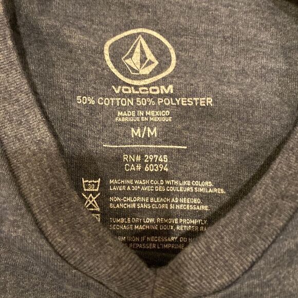 Volcom V Neck TShirt Sz M - Picture 4 of 5